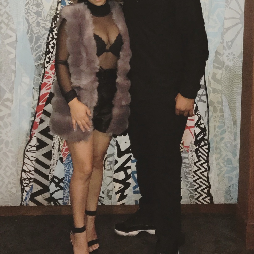 Fur vest